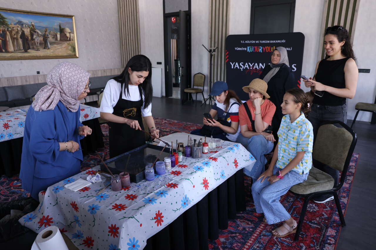 Konya Kültür Yolu Festivali'nde üçüncü gün! Etkinlikler yoğun ilgi gördü 16
